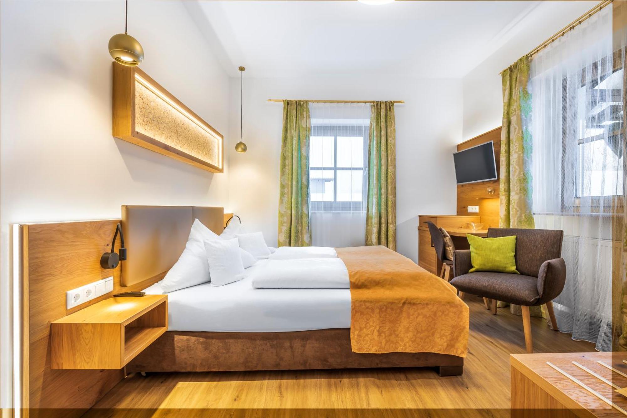 Wander Und Aktiv Hotel Roesslwirt Lam Eksteriør billede