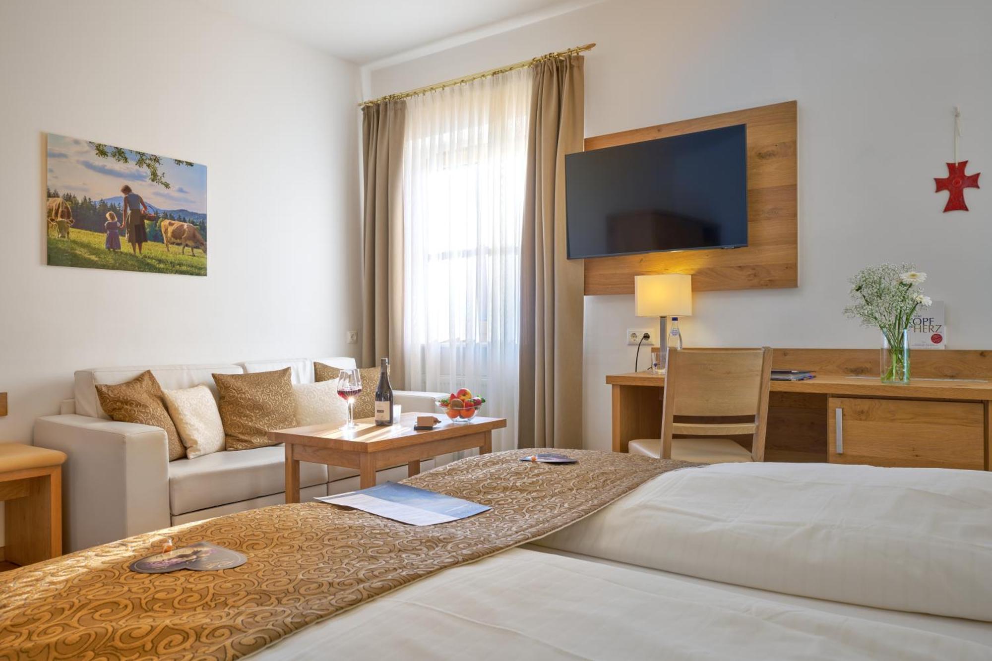 Wander Und Aktiv Hotel Roesslwirt Lam Eksteriør billede