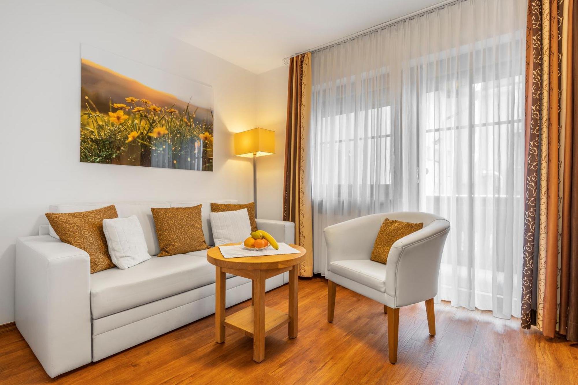 Wander Und Aktiv Hotel Roesslwirt Lam Eksteriør billede