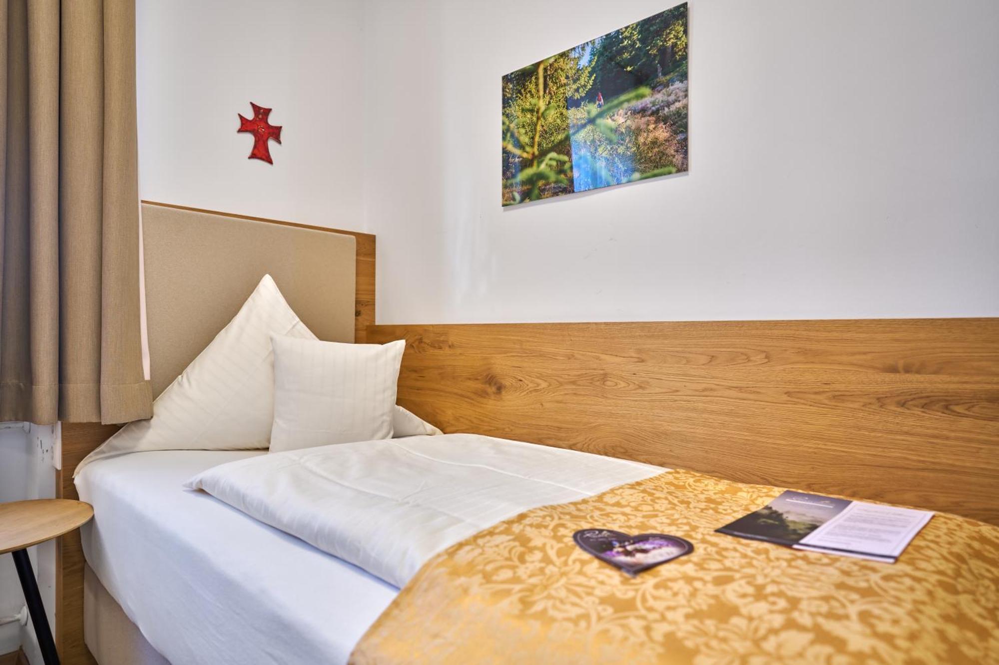 Wander Und Aktiv Hotel Roesslwirt Lam Eksteriør billede