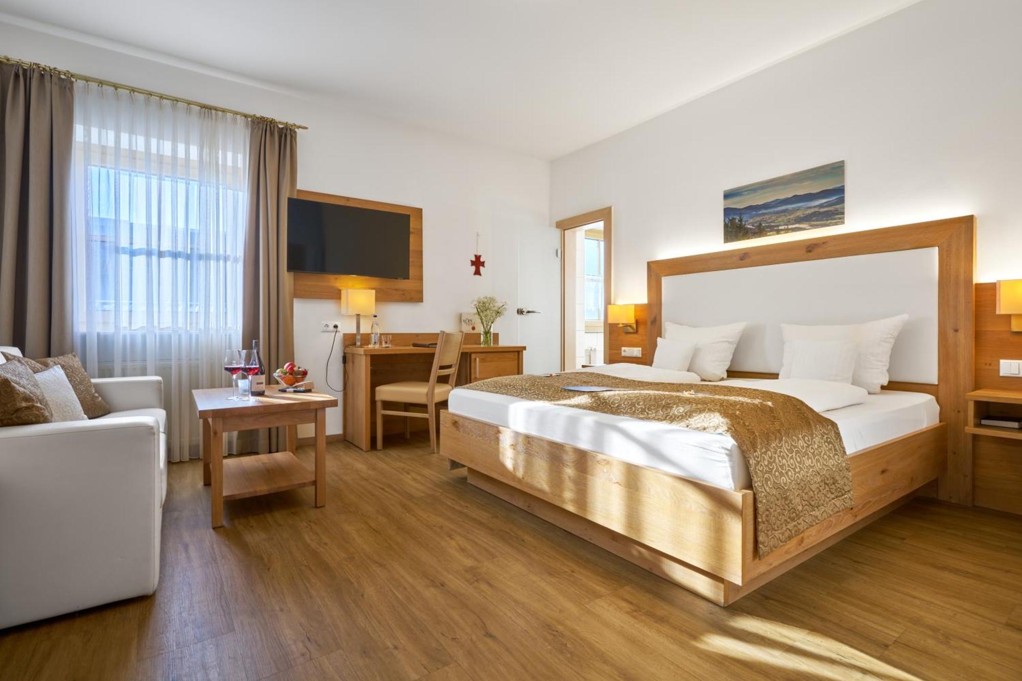 Wander Und Aktiv Hotel Roesslwirt Lam Eksteriør billede