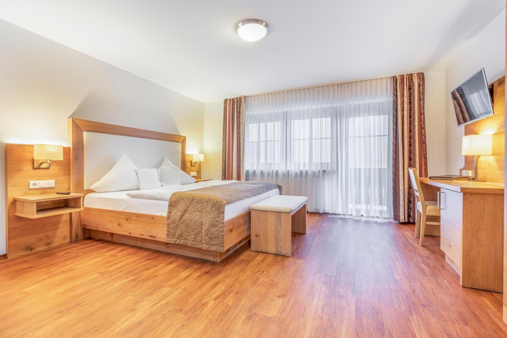 Wander Und Aktiv Hotel Roesslwirt Lam Eksteriør billede